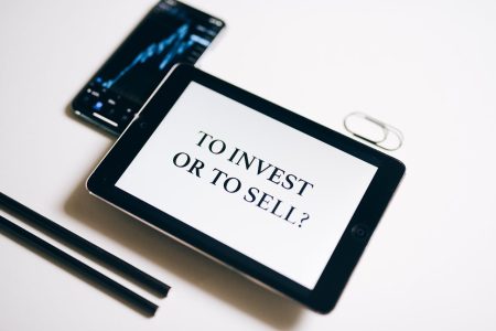 Invest Like Warren Buffett